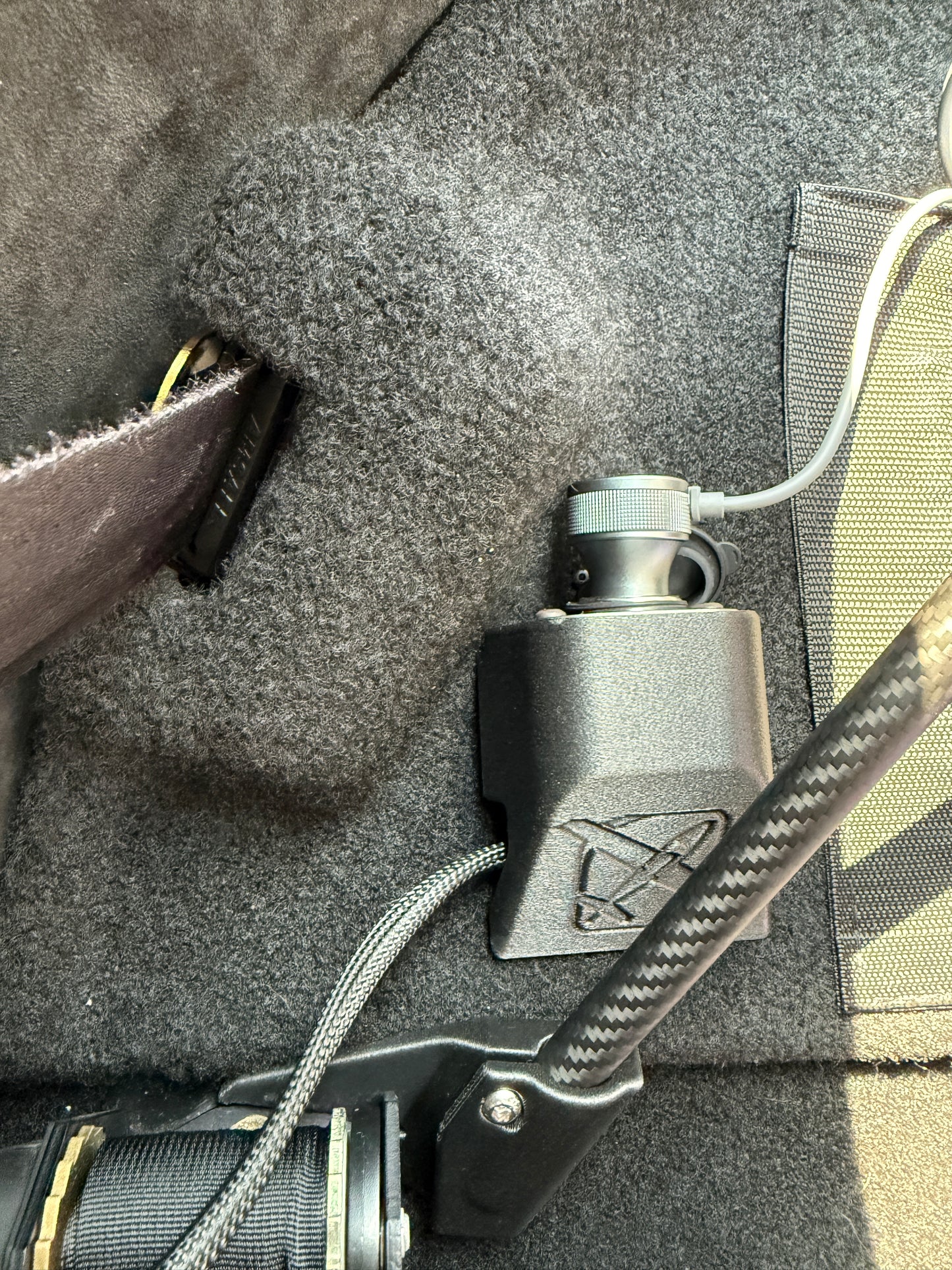 Cirrus Power Outlet Box